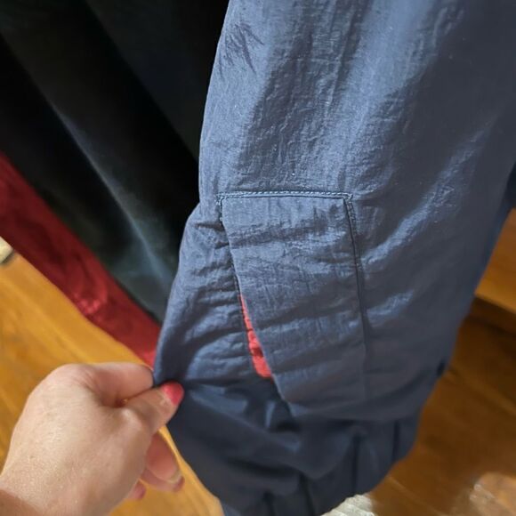 Vintage Tommy Hilfiger coat size large - Picture 5 of 9